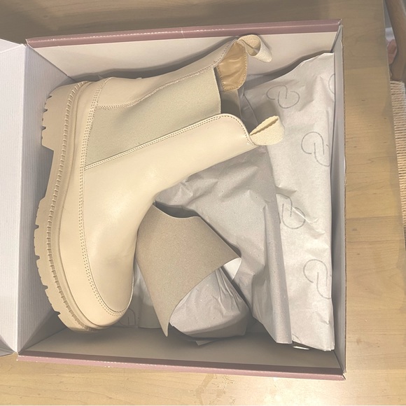 CALIA Women's Peyton Chelsea Boots in Ivory - Size 11 - Picture 9 of 11